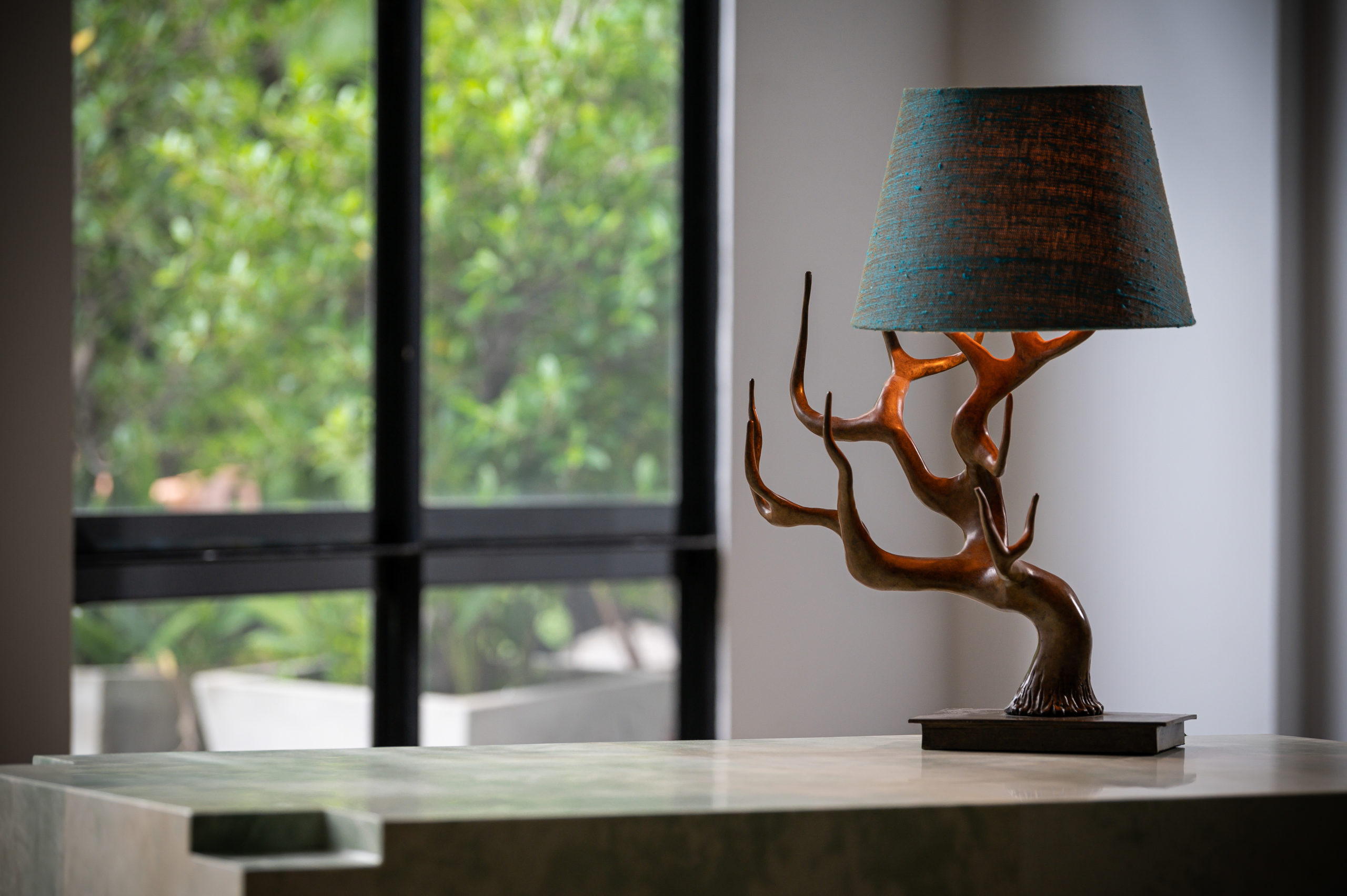 NYDC_WNWN_products_david_sutherland_elan_atelier_Cervus_Table_Lamp