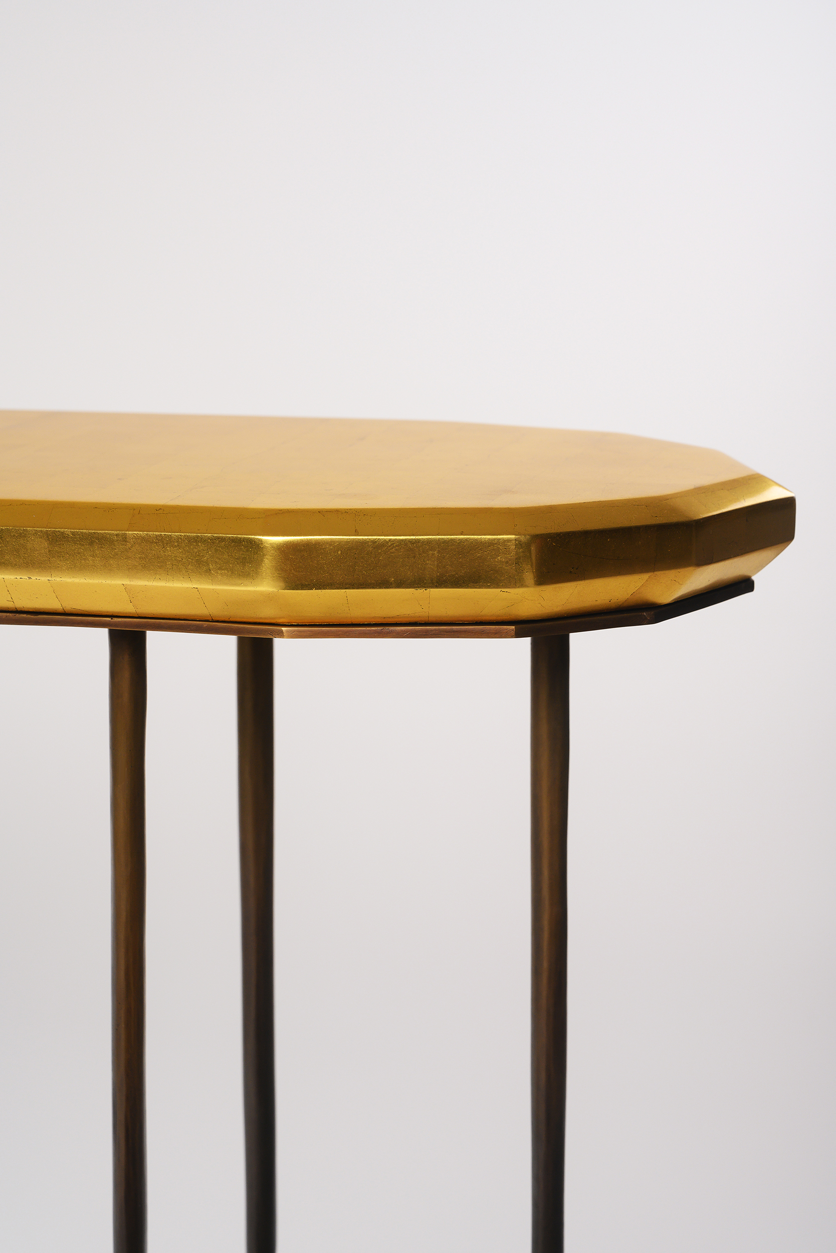 NYDC_WNWN_products_david_sutherland_elan_atelier_Faroh_Console_BEE_5113