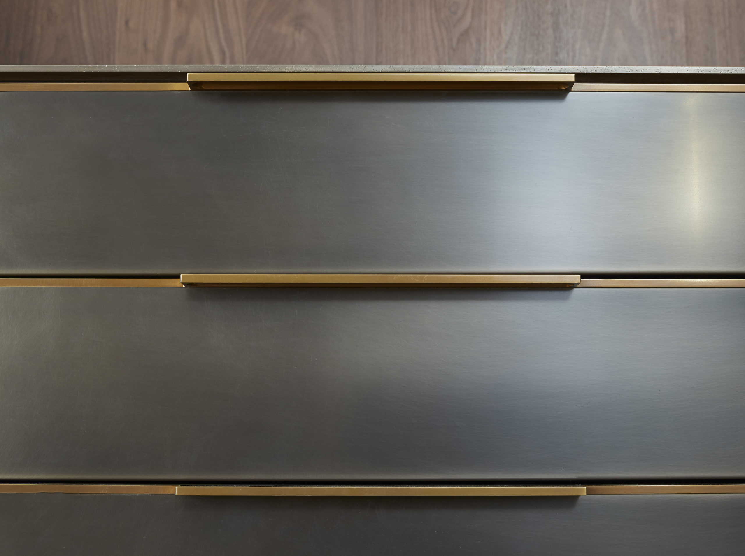 amuneal_products_WNWN_NYDC_5Blackened-Stainless-Bar-Detail-Drawer-Fronts_nycshowroom-scaled-1