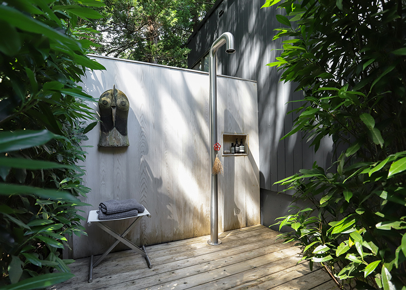 200_Lex_Dominic Lepere Home_Outdoor Shower
