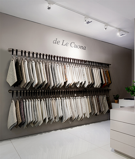 dLCShowroom